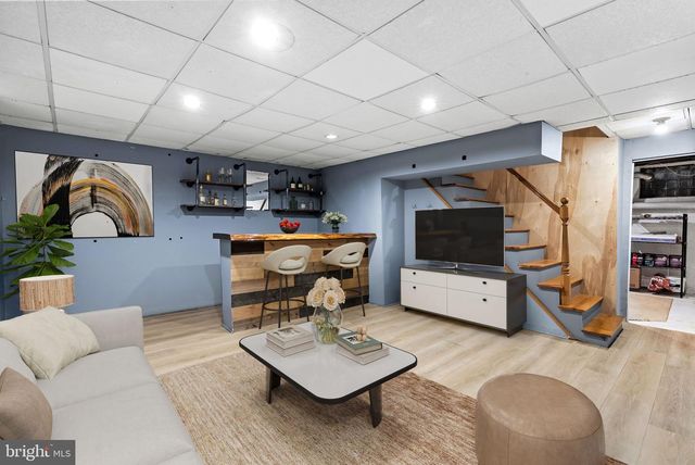 215 ALLISON RD, Oreland, PA 19075