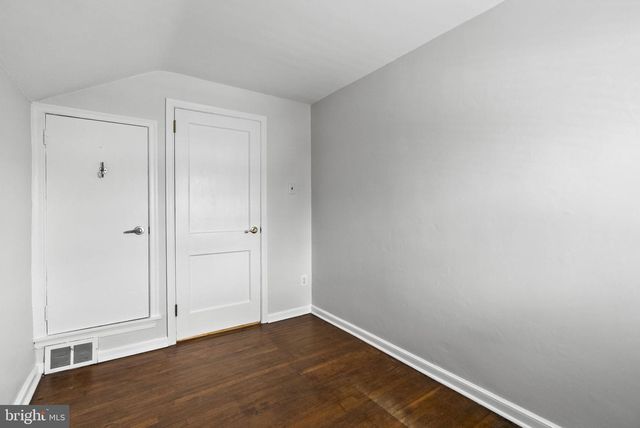 215 ALLISON RD, Oreland, PA 19075