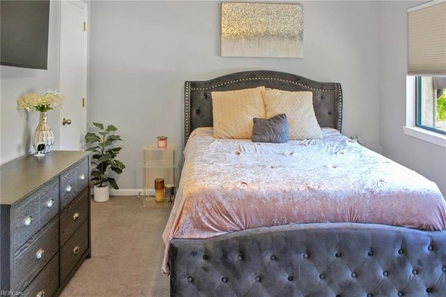 1026 N Green DR, Newport News, VA 23602