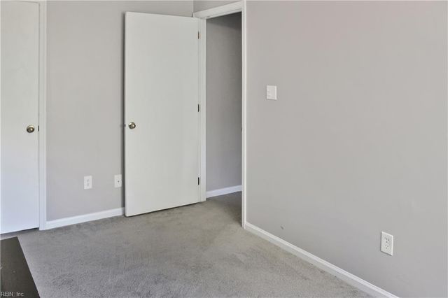 1026 N Green DR, Newport News, VA 23602