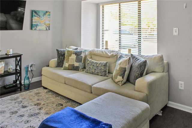 1026 N Green DR, Newport News, VA 23602
