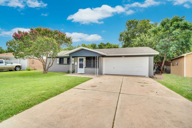 1744 Gill Street, Blue Mound, TX 76131