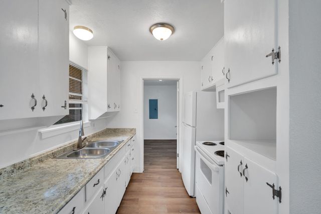 1744 Gill Street, Blue Mound, TX 76131