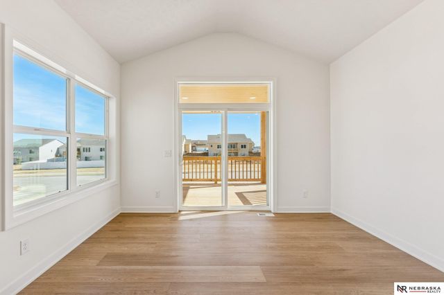 12410 S 89th Avenue, Papillion, NE 68046