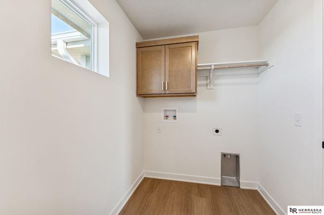 12410 S 89th Avenue, Papillion, NE 68046