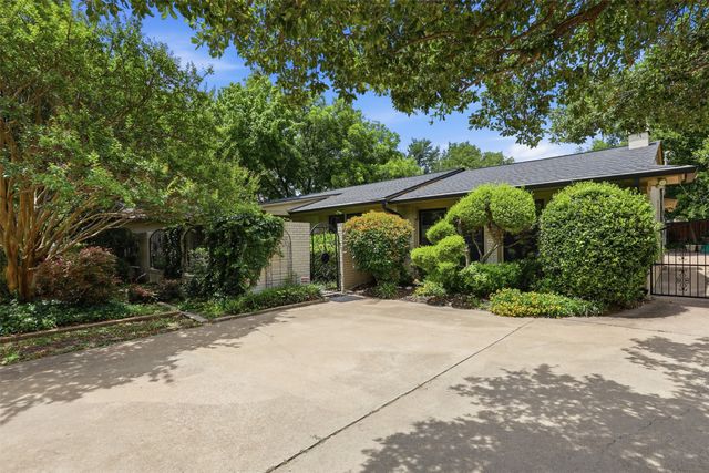 4004 Angus Drive, Fort Worth, TX 76116