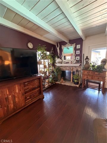 20733 Claretta, Lakewood, CA 90715