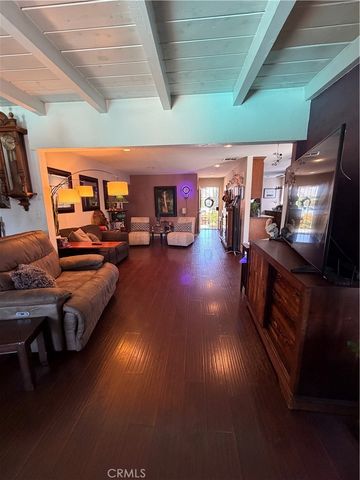 20733 Claretta, Lakewood, CA 90715