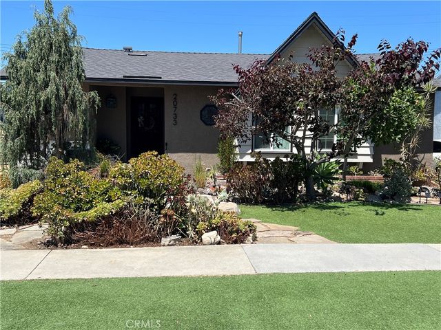 20733 Claretta, Lakewood, CA 90715