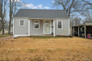 810 S 2nd Street, Festus, MO 63028