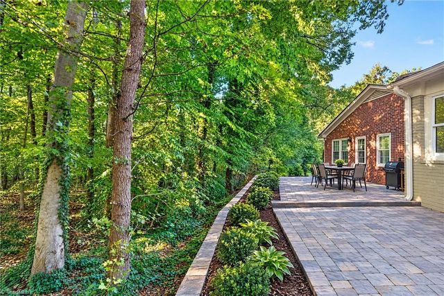 5005 Tower Road C, Greensboro, NC 27410