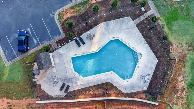 5005 Tower Road C, Greensboro, NC 27410