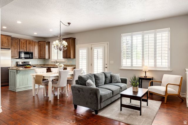 2671 W HOLLISTER RD, Riverton, UT 84065