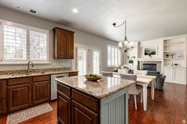 2671 W HOLLISTER RD, Riverton, UT 84065