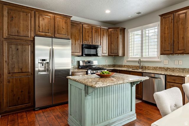 2671 W HOLLISTER RD, Riverton, UT 84065