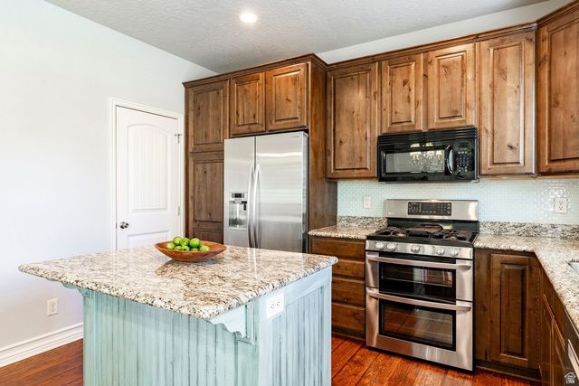 2671 W HOLLISTER RD, Riverton, UT 84065