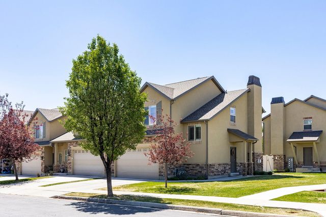 2671 W HOLLISTER RD, Riverton, UT 84065