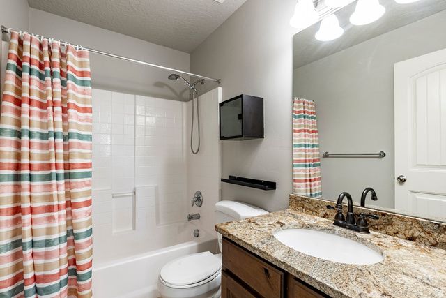 2671 W HOLLISTER RD, Riverton, UT 84065