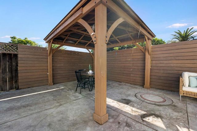 320 Manzanita Court, Milpitas, CA 95035