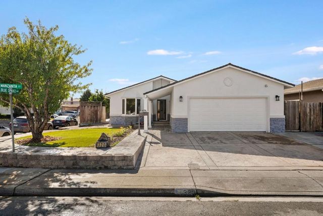 320 Manzanita Court, Milpitas, CA 95035