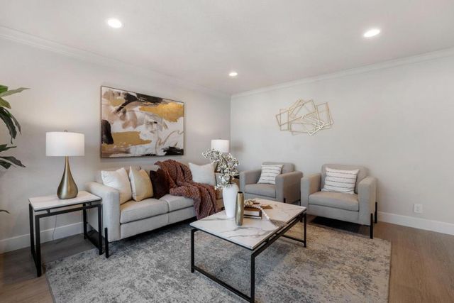 320 Manzanita Court, Milpitas, CA 95035