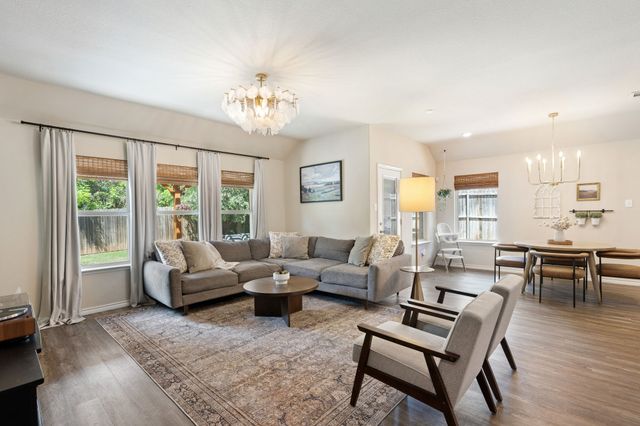 609 Eleanor Drive, Fate, TX 75087