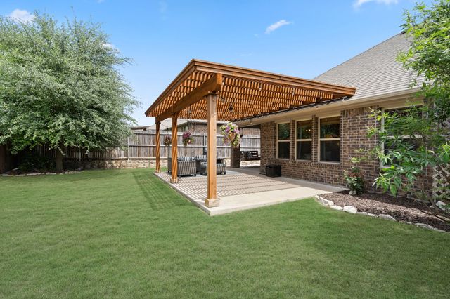 609 Eleanor Drive, Fate, TX 75087