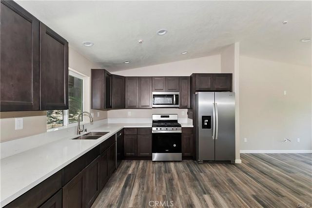 23511 Lake Dr, Crestline, CA 92325