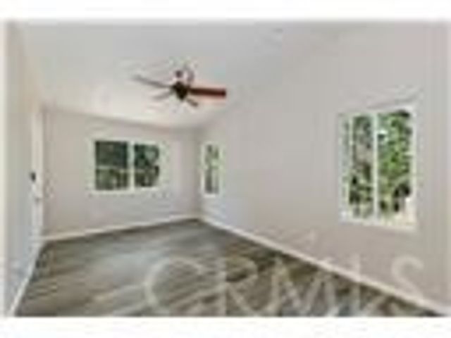 23511 Lake Dr, Crestline, CA 92325