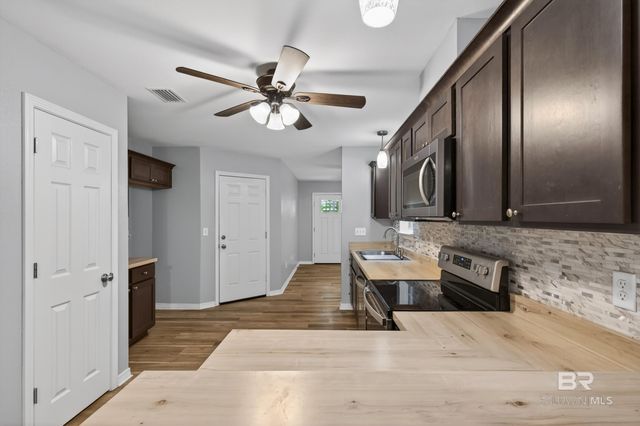 1152 D'Olive Street, Bay Minette, AL 36507