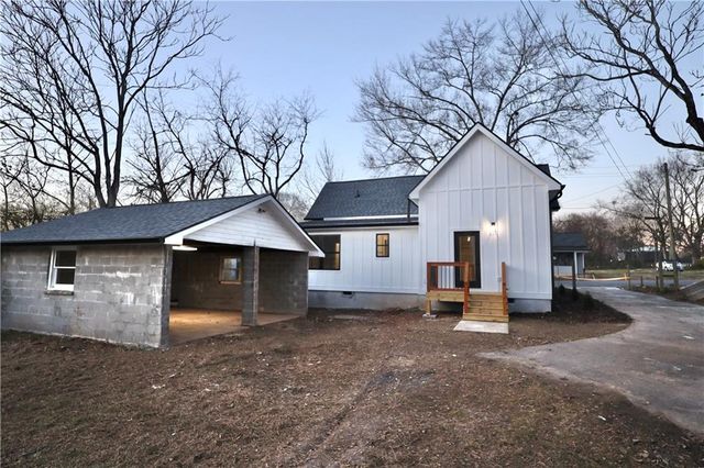 509 College Street, Rockmart, GA 30153