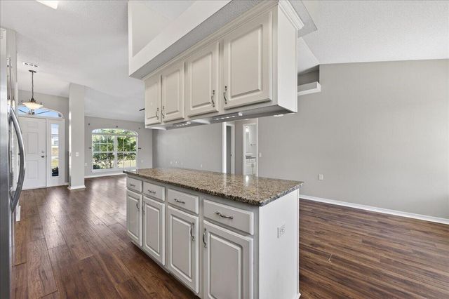1945 Shadow Lake Drive, Gulf Breeze, FL 32563