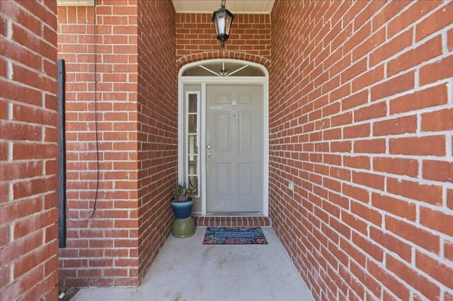 1945 Shadow Lake Drive, Gulf Breeze, FL 32563