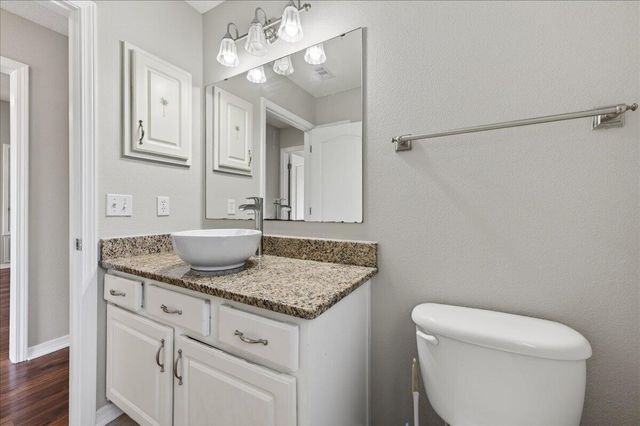 1945 Shadow Lake Drive, Gulf Breeze, FL 32563