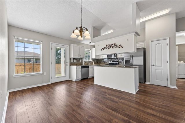 1945 Shadow Lake Drive, Gulf Breeze, FL 32563