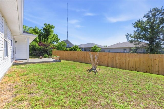 1945 Shadow Lake Drive, Gulf Breeze, FL 32563