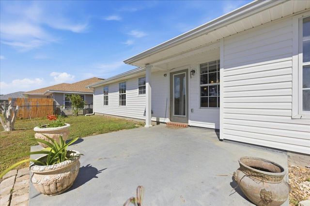1945 Shadow Lake Drive, Gulf Breeze, FL 32563