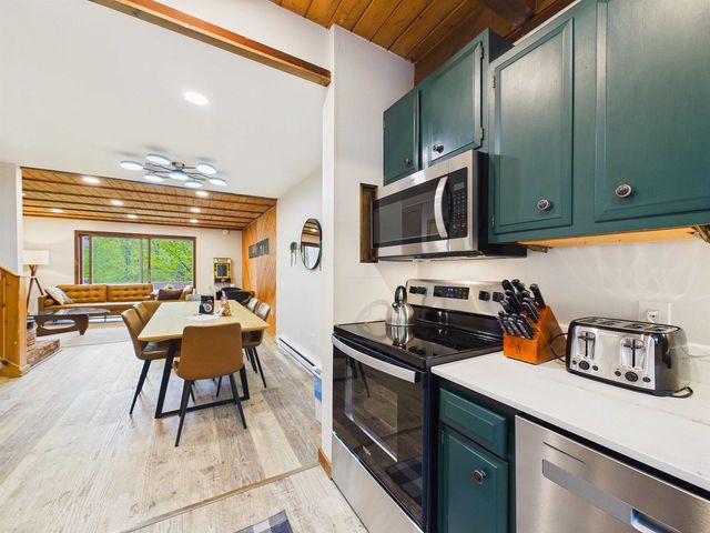 774 East Mountain Road E6, Killington, VT 05751
