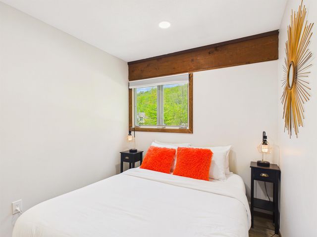 774 East Mountain Road E6, Killington, VT 05751