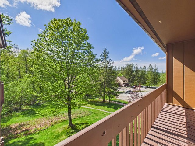 774 East Mountain Road E6, Killington, VT 05751