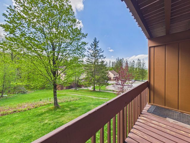 774 East Mountain Road E6, Killington, VT 05751