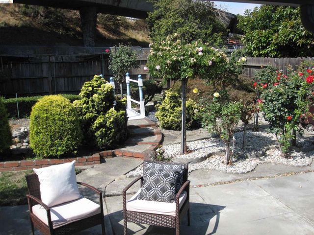 15799 Dermody Ave, San Lorenzo, CA 94580