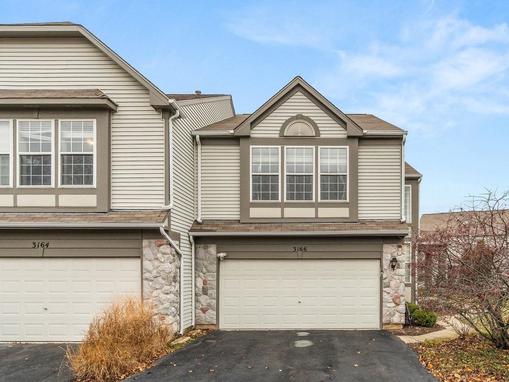 3166 Bromley Lane, Aurora, IL 60502