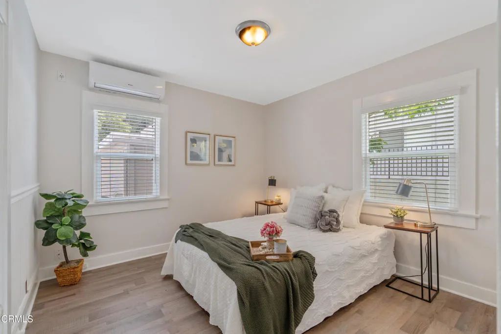 Image 8 of property listing at 610 E Angeleno Avenue A, Burbank, CA 91501
