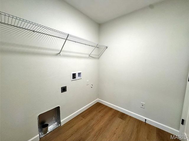 1220 Winding Oaks Lane, Mascoutah, IL 62258