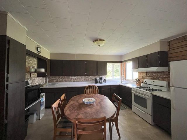 W5598 COUNTY ROAD K, Amberg, WI 54102