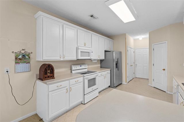 117 Autumn Glen Drive, Carrollton, GA 30117