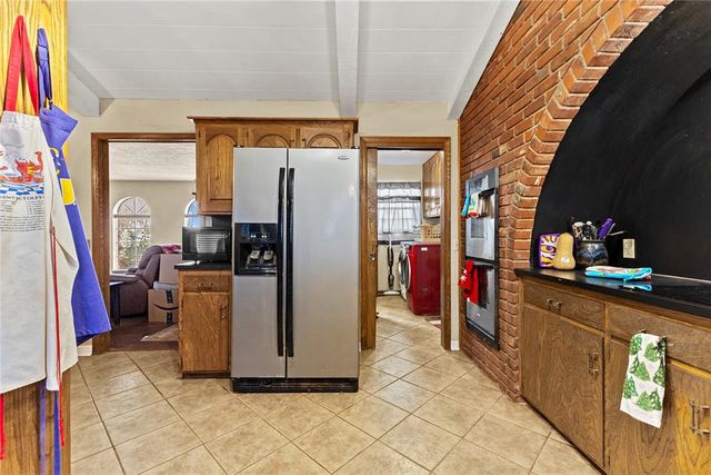 1207 N Kansas, Weatherford, OK 73096