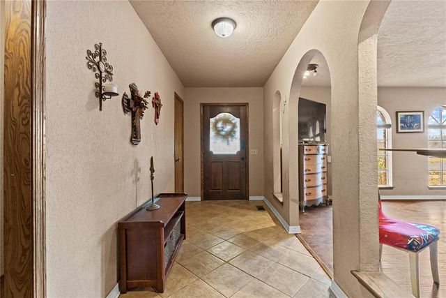 1207 N Kansas, Weatherford, OK 73096