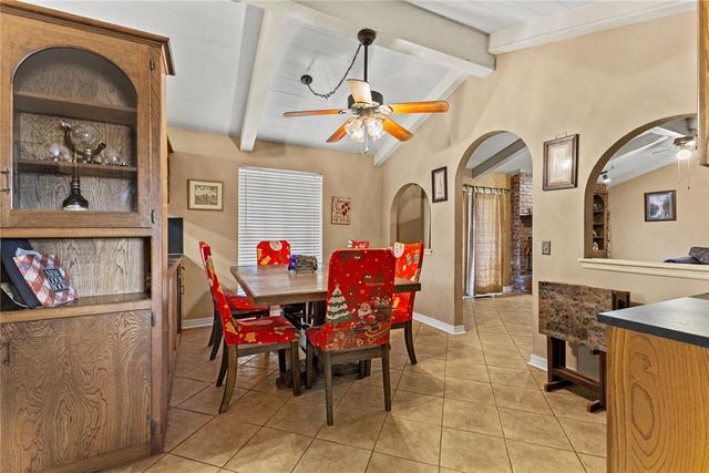 1207 N Kansas, Weatherford, OK 73096